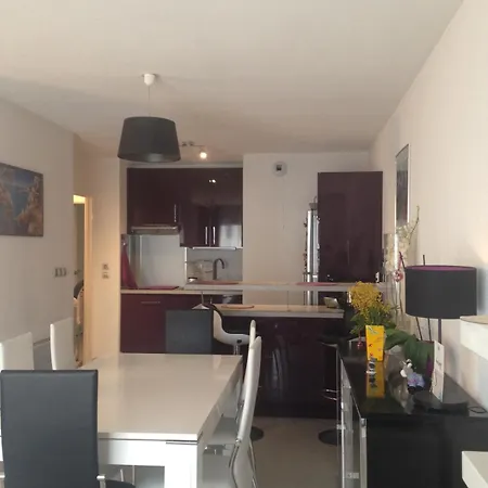 Maria Yourhosthelper Apartment Cannes